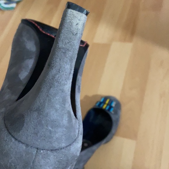 Celine - Picture 11 of 15